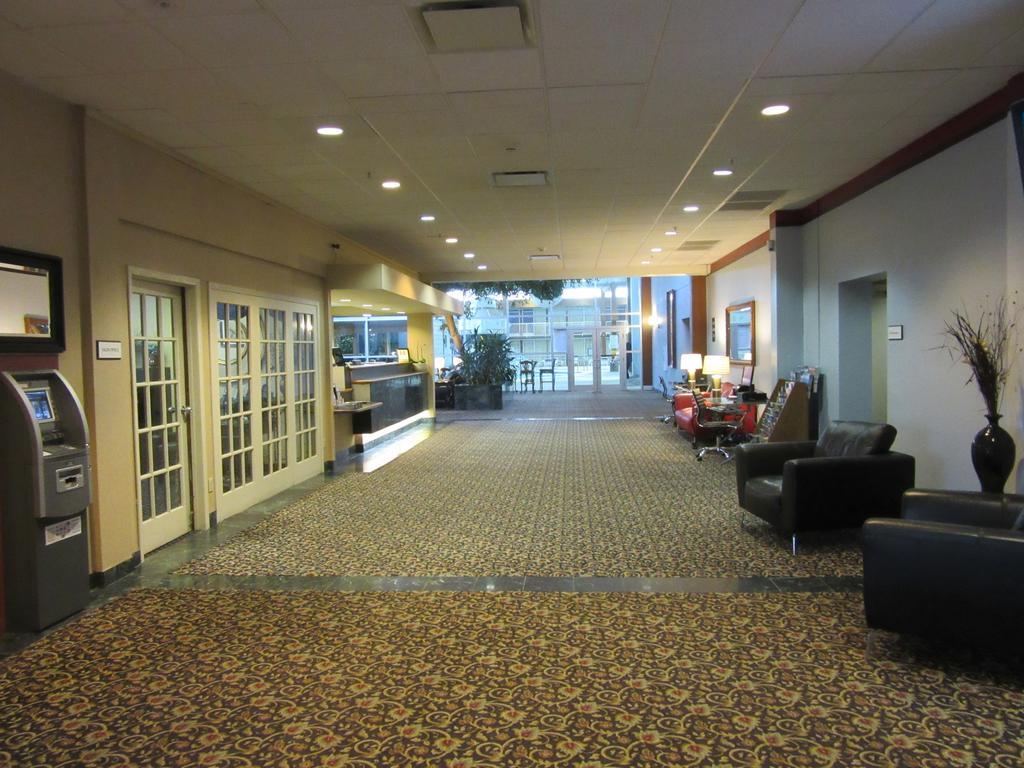 Atrium Hotel & Conference Center Hutchinson Kültér fotó